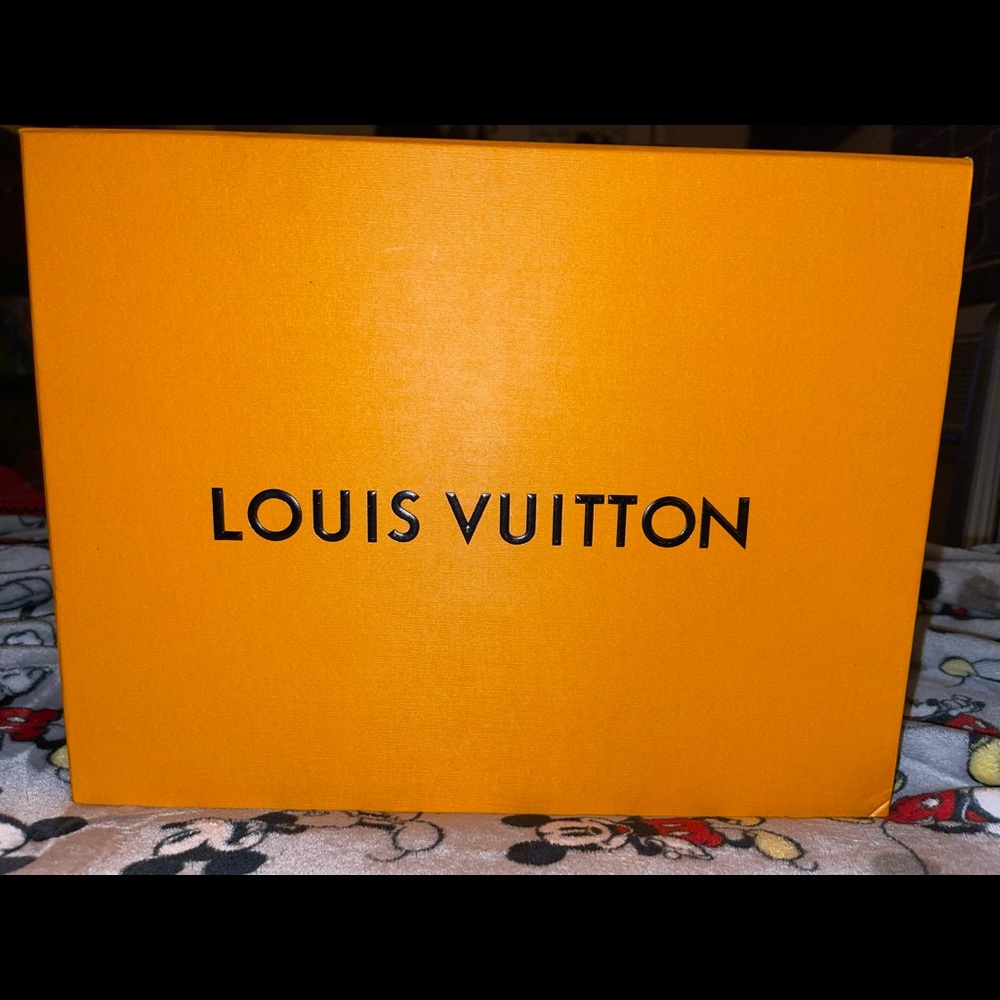 Louis Vuitton RUN AWAY SNEAKER